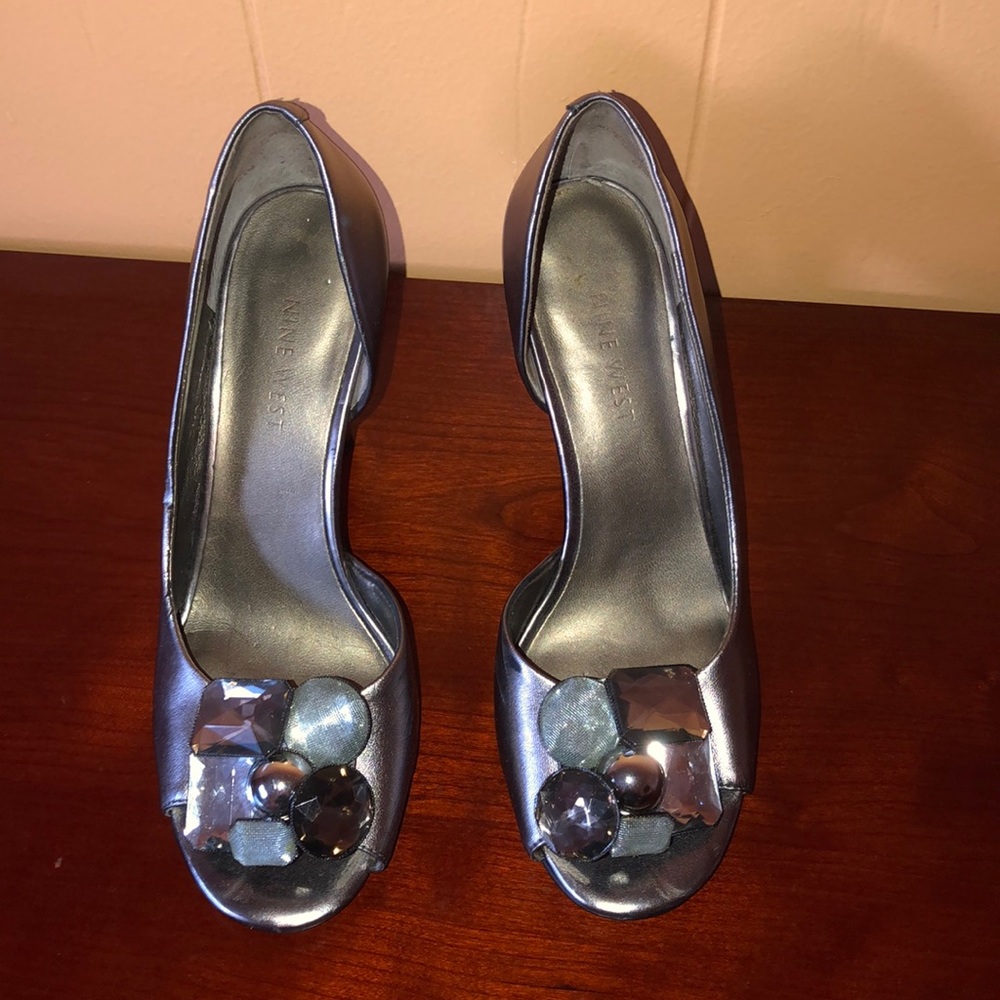 Gray/silver heels with stones and open toe
